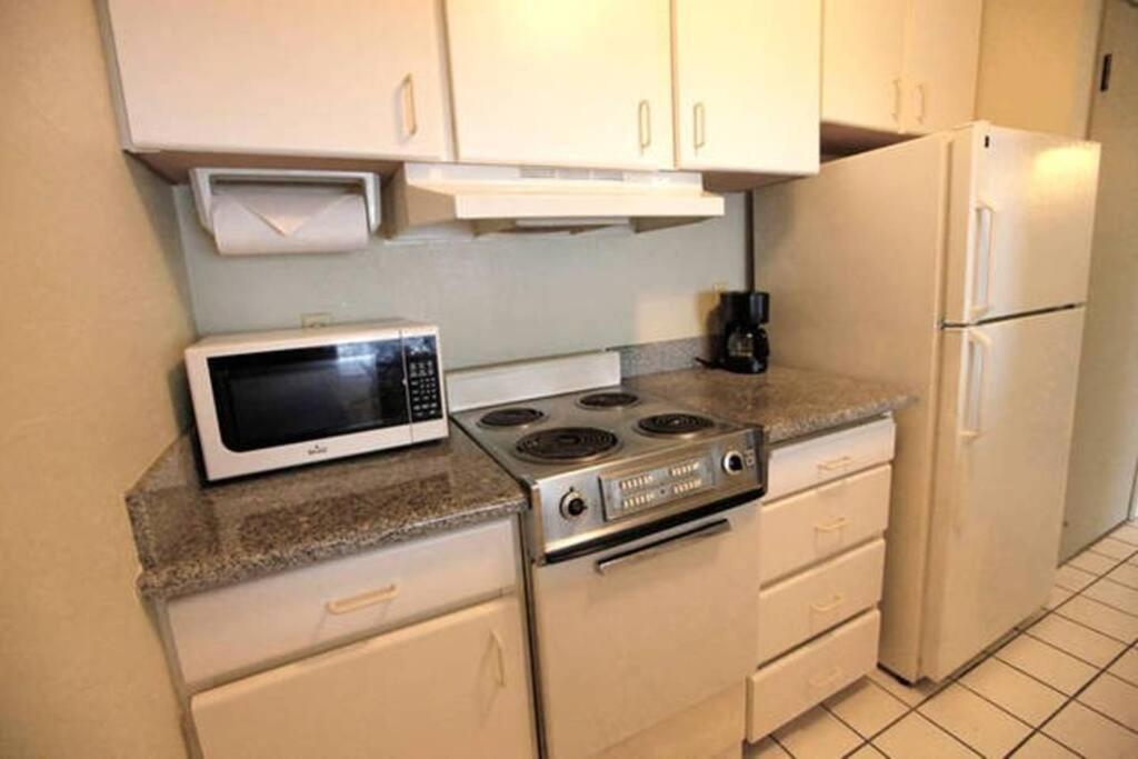 Lovely 1 Bedroom With Kitchen, Free Wifi & Parking Kapa'a Exterior photo